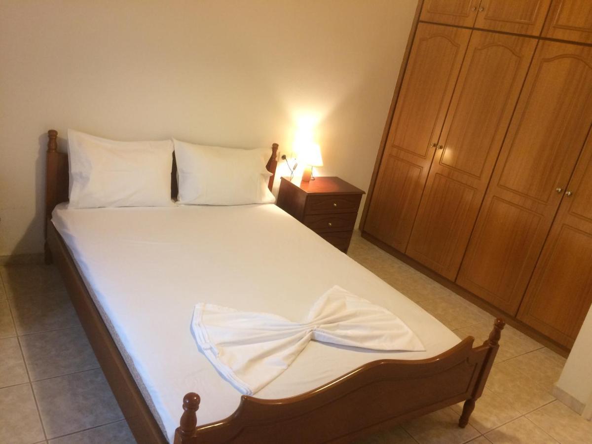 Guesthouse "Athina" Elliniko  Dış mekan fotoğraf