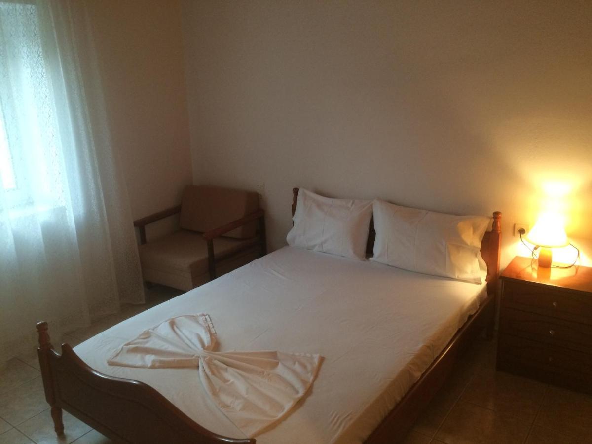 Guesthouse "Athina" Elliniko  Dış mekan fotoğraf