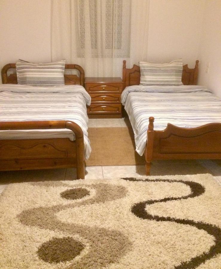 Guesthouse "Athina" Elliniko  Dış mekan fotoğraf