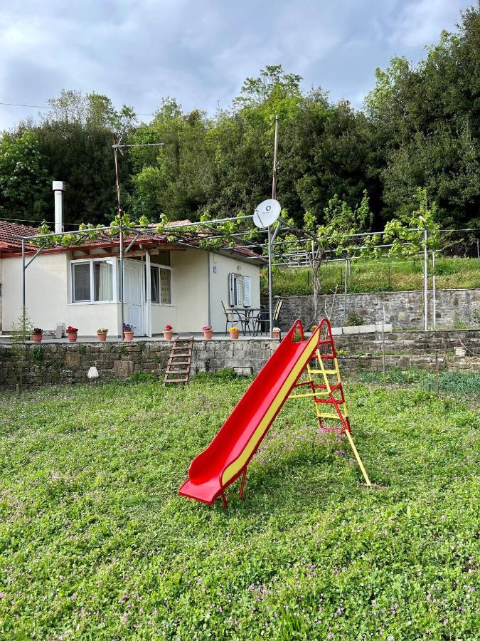 Guesthouse "Athina" Elliniko  Dış mekan fotoğraf